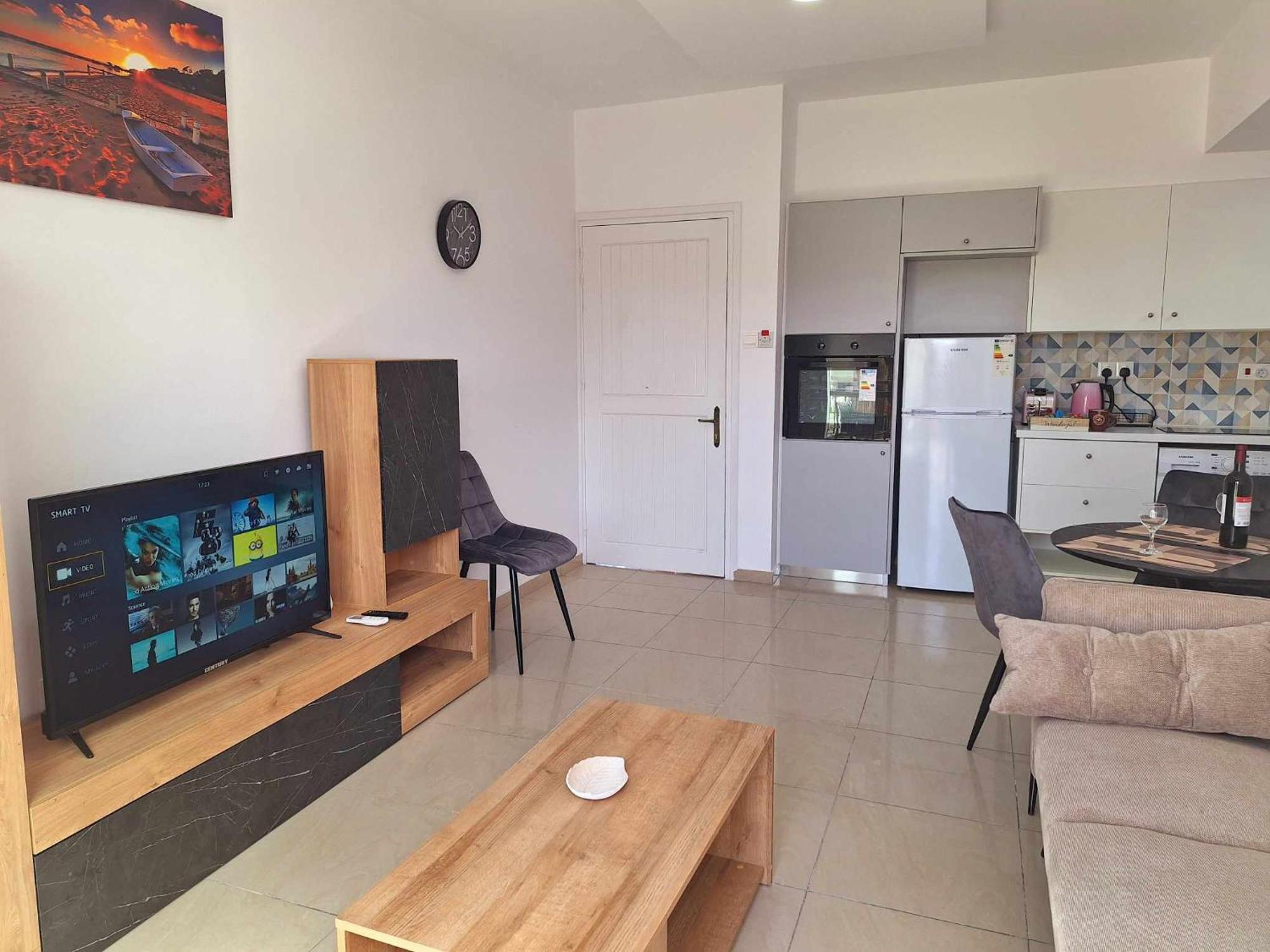 Stylish Apt Kato Paphos Close To Beach & Vibrant Harbor Life מראה חיצוני תמונה
